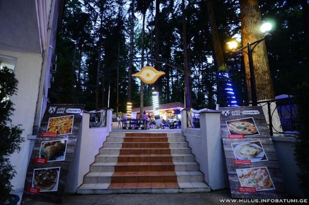 Hulus Hotel Makhinjauri Esterno foto