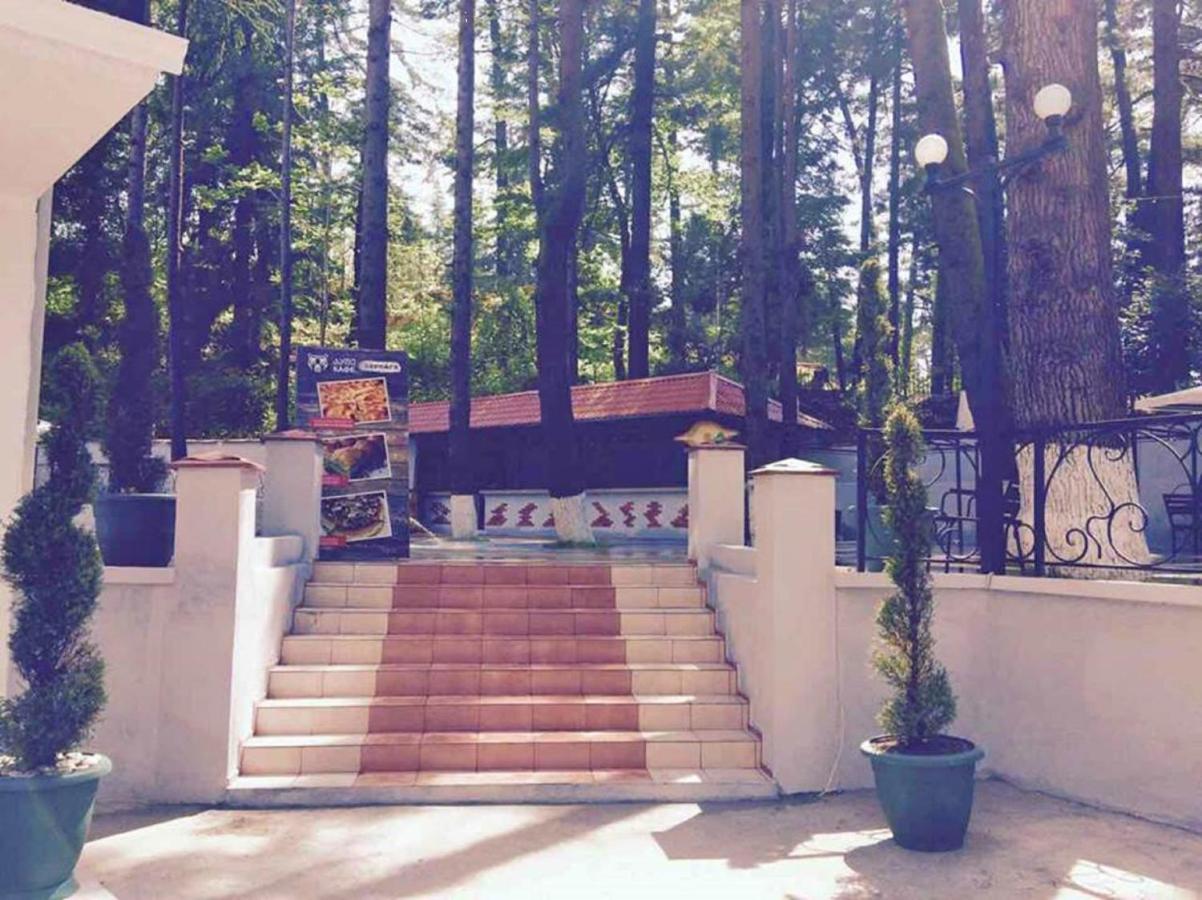 Hulus Hotel Makhinjauri Esterno foto