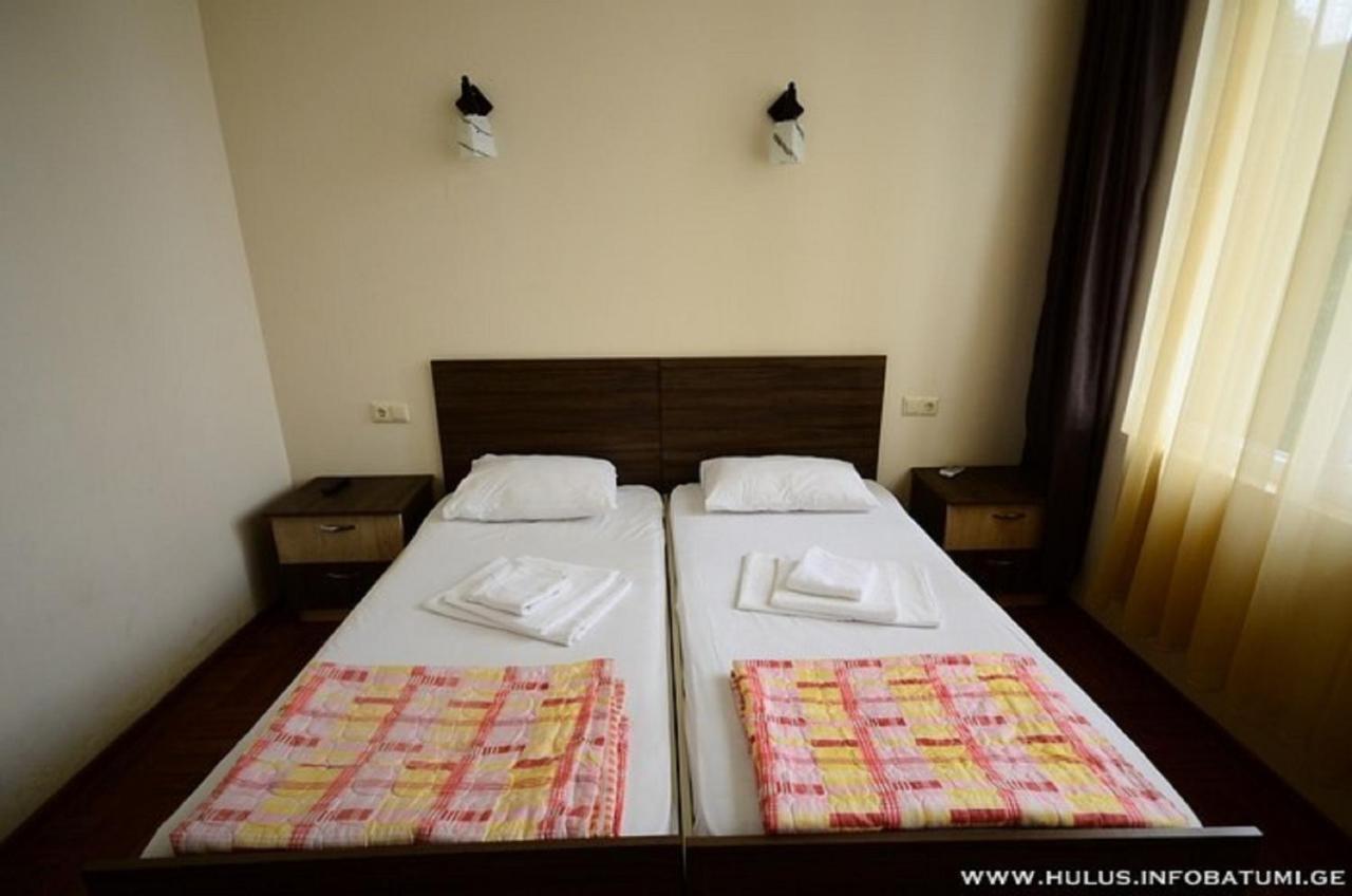 Hulus Hotel Makhinjauri Esterno foto